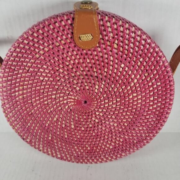 Boho Round Beach Summer Cottage Coastal Boho Hippie Straw Woven Crossbody Bag - Picture 2 of 8